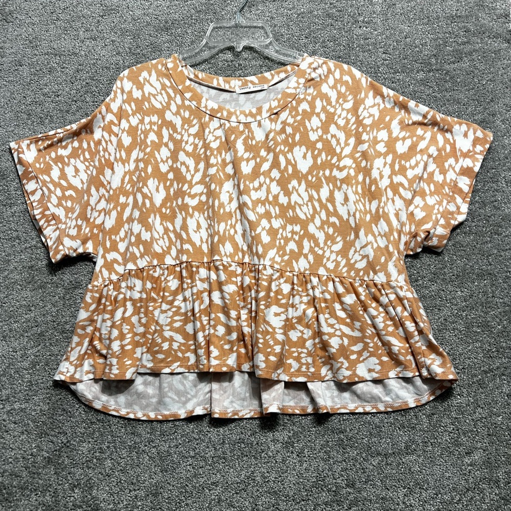 Twenty Second 22nd Woman’s Short Sleeve Baby Doll Leopard Print Blouse SZ Large